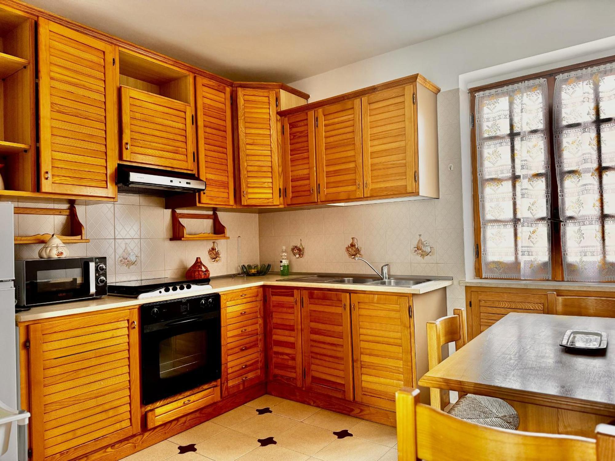 Holidaycasa Leone - Con Posto Auto A 200Mt Dal Mare スペルロンガ エクステリア 写真