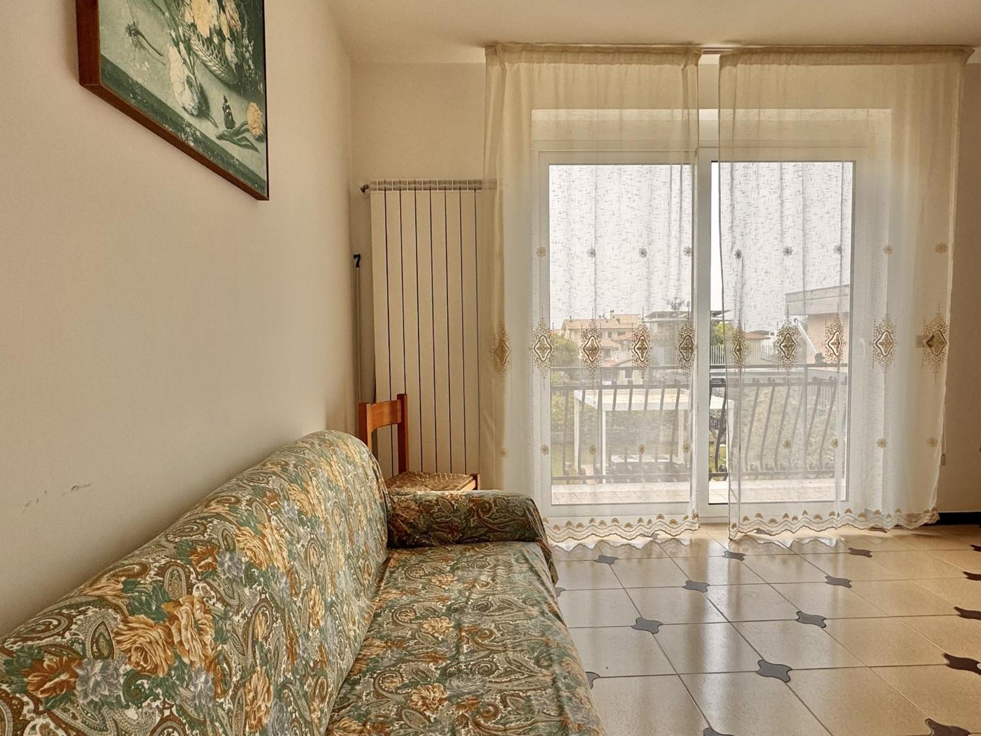 Holidaycasa Leone - Con Posto Auto A 200Mt Dal Mare スペルロンガ エクステリア 写真