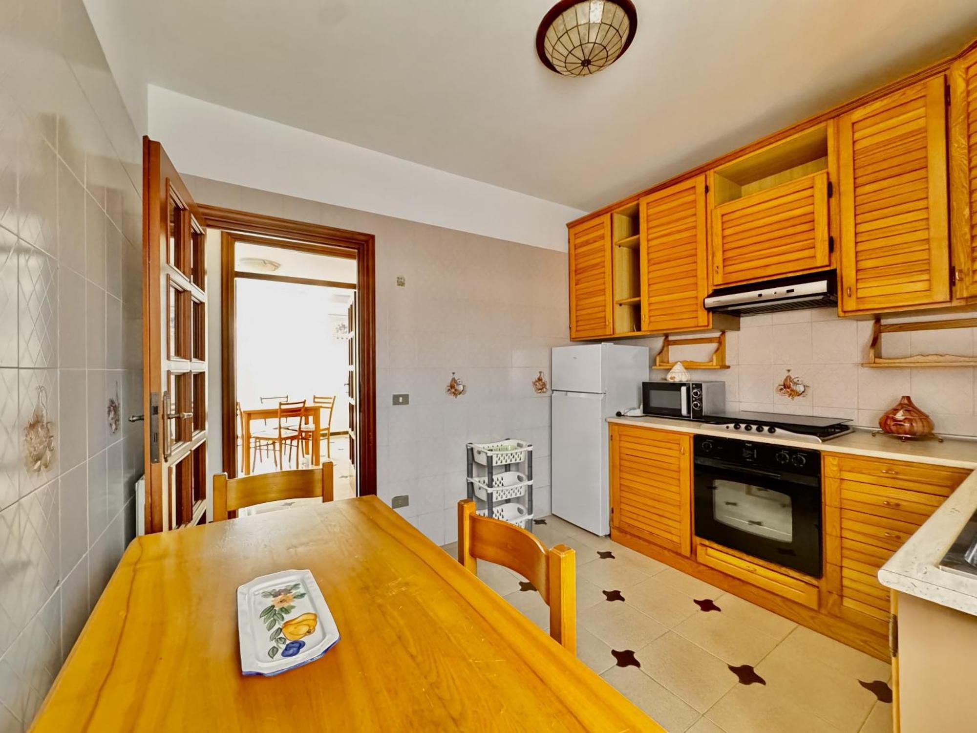 Holidaycasa Leone - Con Posto Auto A 200Mt Dal Mare スペルロンガ エクステリア 写真
