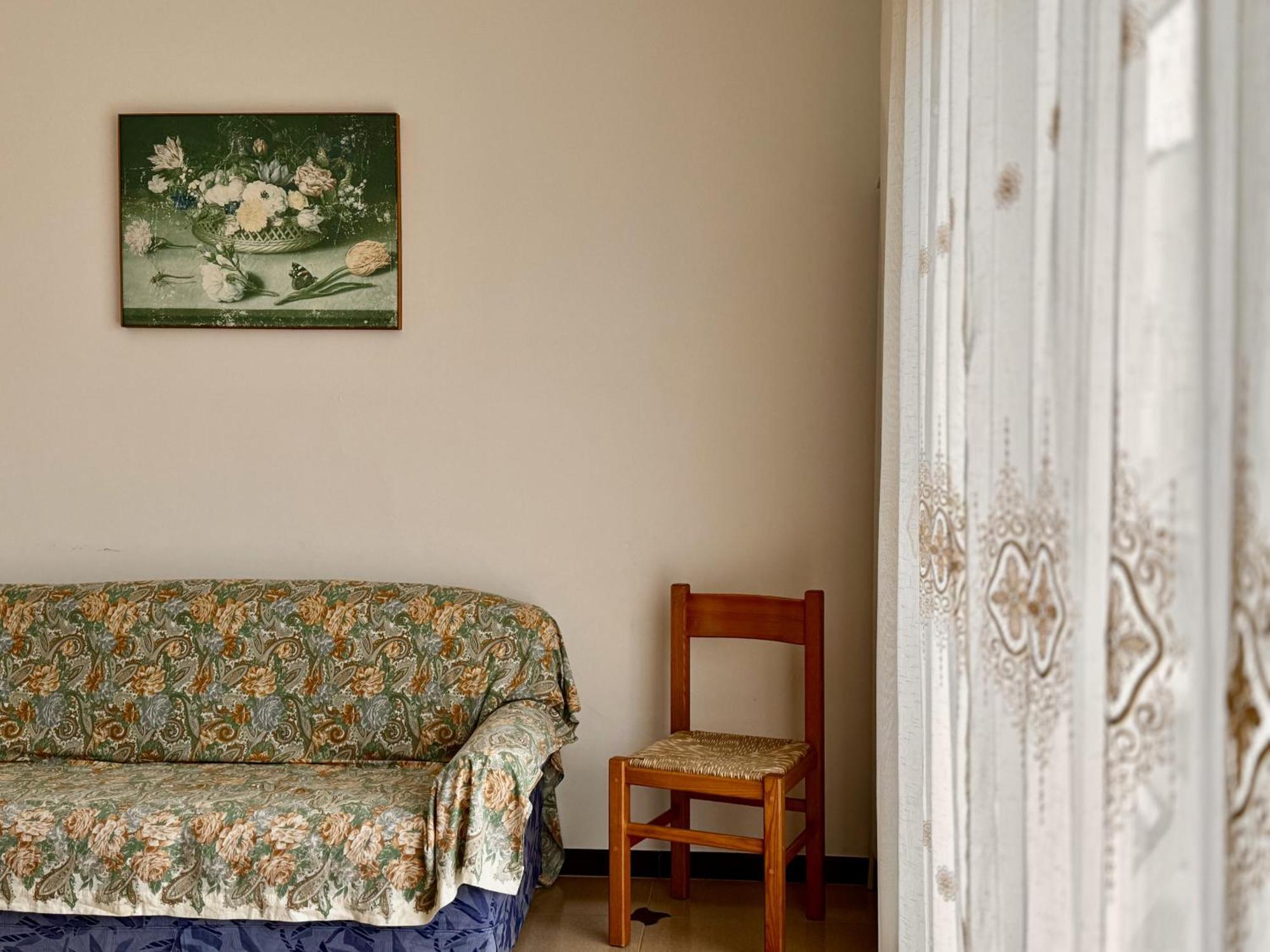 Holidaycasa Leone - Con Posto Auto A 200Mt Dal Mare スペルロンガ エクステリア 写真